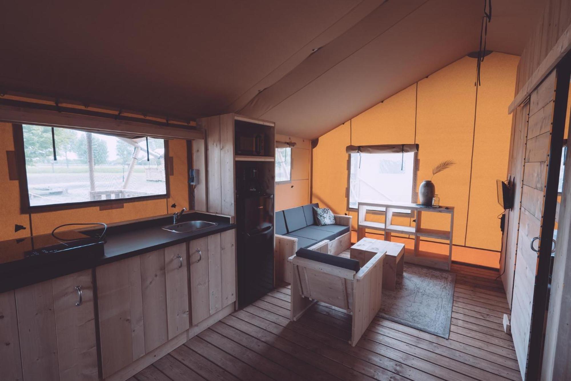 Luxe Glamping Tent Bant Zimmer foto